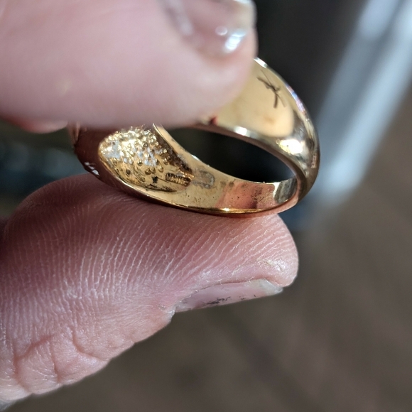 925 Gold Plated, Garnet Ring. - Picture 2 of 4
